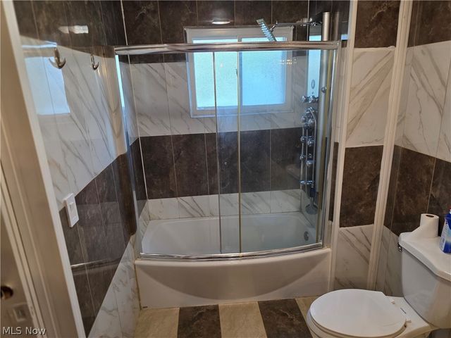 5820 Wilson Mills Road, Highland Hills, OH 44143