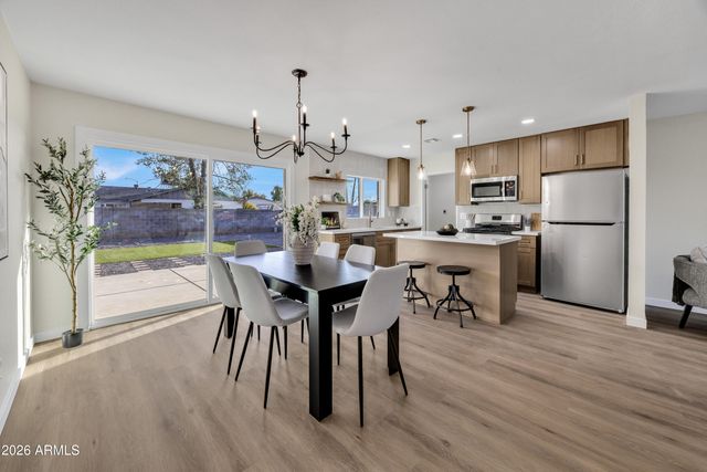 643 E HARMONY Avenue, Mesa, AZ 85204