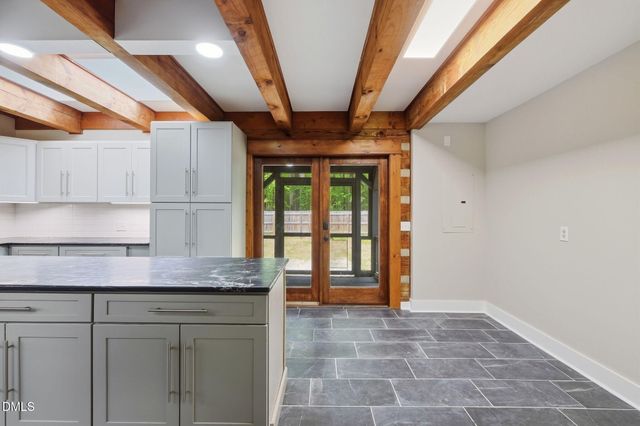 5621 Nc Hwy 54 W, Chapel Hill, NC 27516