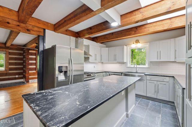 5621 Nc Hwy 54 W, Chapel Hill, NC 27516