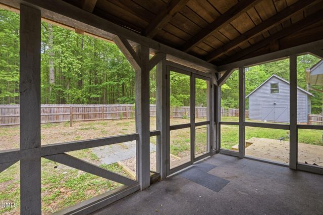 5621 Nc Hwy 54 W, Chapel Hill, NC 27516