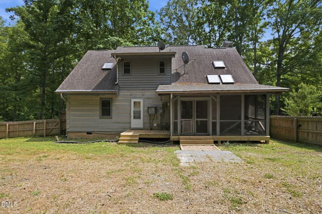 5621 Nc Hwy 54 W, Chapel Hill, NC 27516