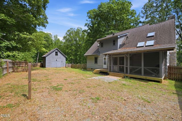 5621 Nc Hwy 54 W, Chapel Hill, NC 27516