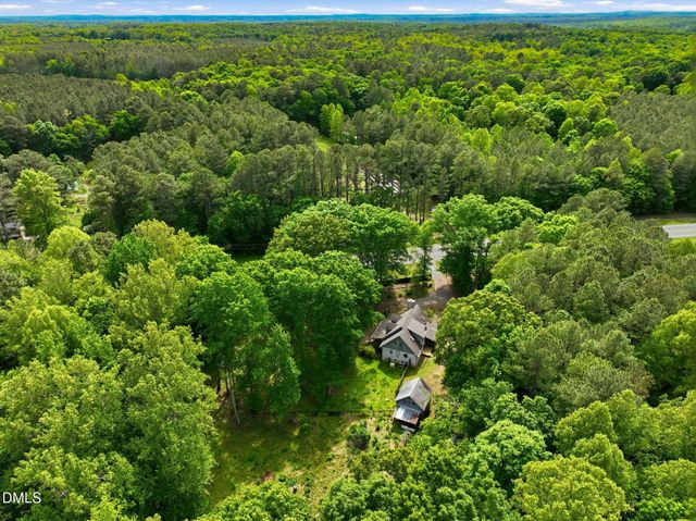 5621 Nc Hwy 54 W, Chapel Hill, NC 27516