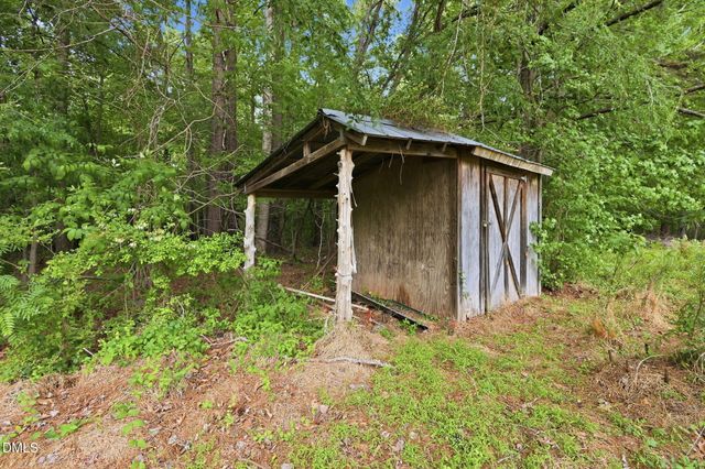 5621 Nc Hwy 54 W, Chapel Hill, NC 27516