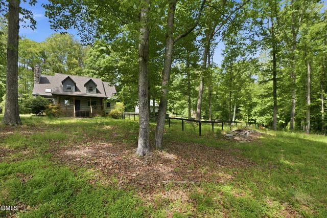 5621 Nc Hwy 54 W, Chapel Hill, NC 27516