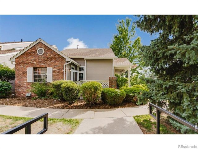 2909 W Long Circle E, Littleton, CO 80120