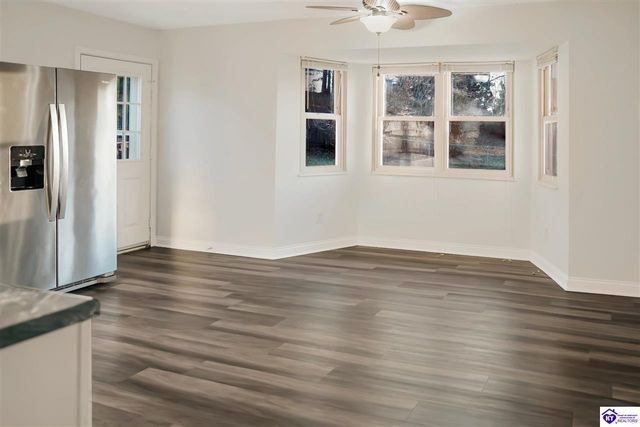 858 Shelby Avenue, Radcliff, KY 40160