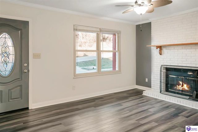 858 Shelby Avenue, Radcliff, KY 40160