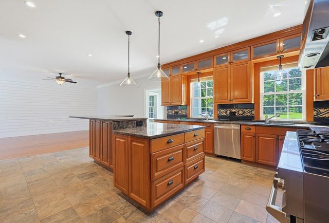 54 Arlington Drive, Buzzards Bay, MA 02532