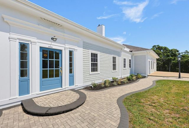 54 Arlington Drive, Buzzards Bay, MA 02532