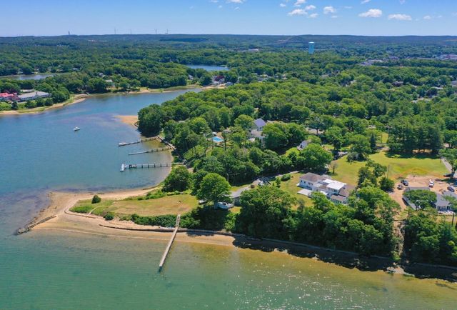 54 Arlington Drive, Buzzards Bay, MA 02532