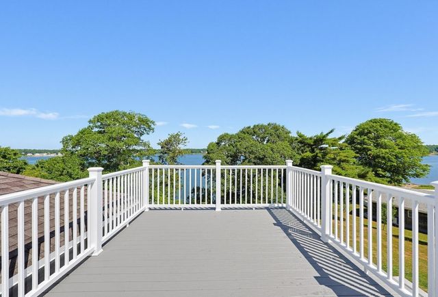 54 Arlington Drive, Buzzards Bay, MA 02532