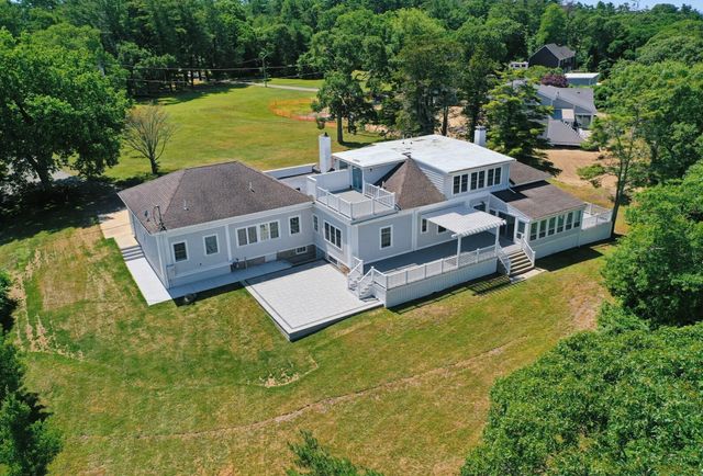 54 Arlington Drive, Buzzards Bay, MA 02532