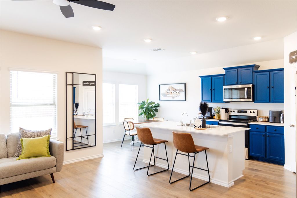 6505 Waterfall Lane, Princeton, TX 75407