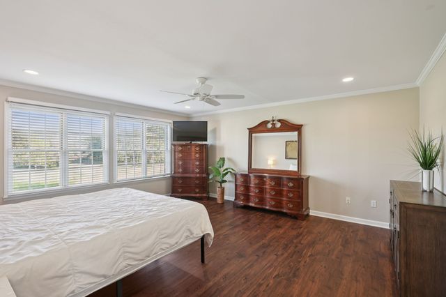 2397 Mt View Rd, Manchester, TN 37355