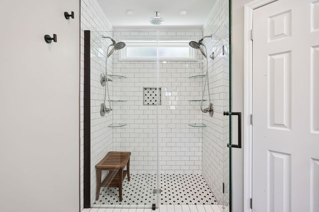 2397 Mt View Rd, Manchester, TN 37355