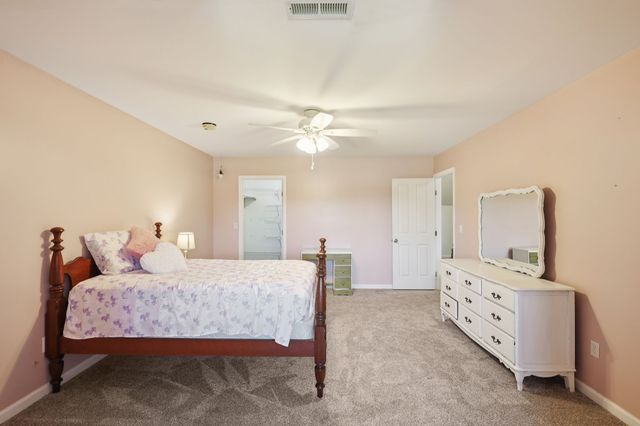 2397 Mt View Rd, Manchester, TN 37355