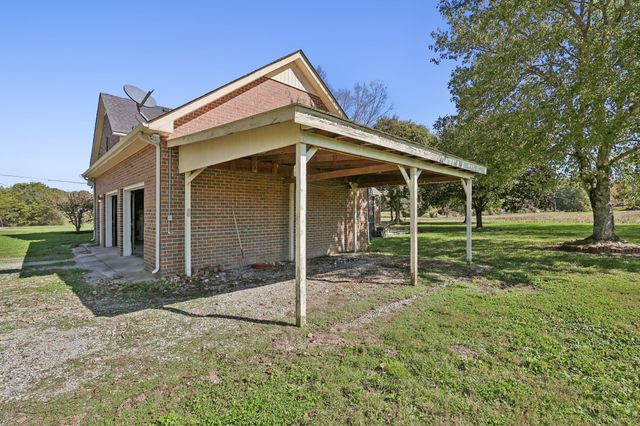 2397 Mt View Rd, Manchester, TN 37355