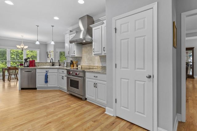 1647 Crowe Circle, Soddy Daisy, TN 37379