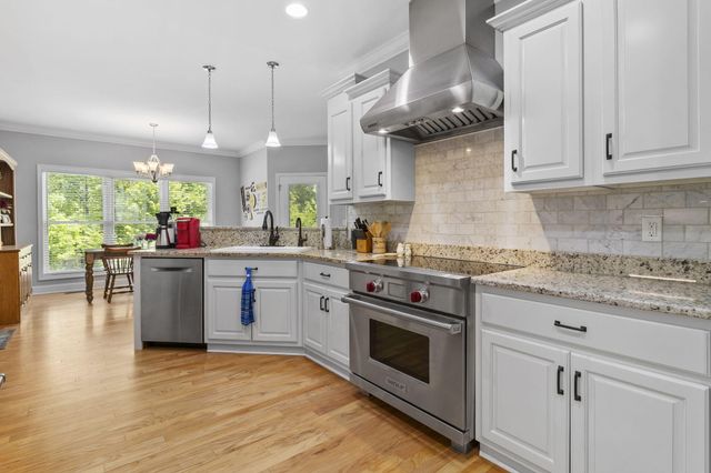 1647 Crowe Circle, Soddy Daisy, TN 37379