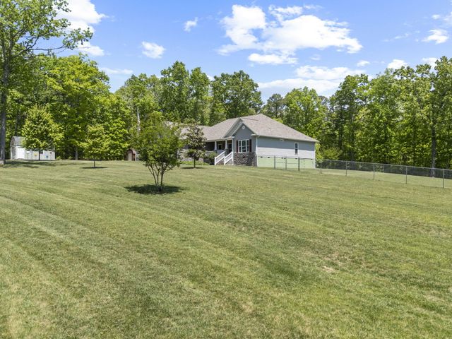 1647 Crowe Circle, Soddy Daisy, TN 37379