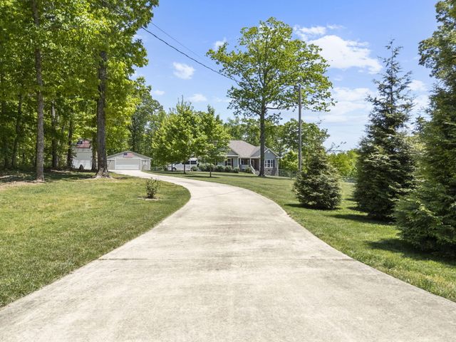 1647 Crowe Circle, Soddy Daisy, TN 37379