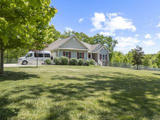 1647 Crowe Circle, Soddy Daisy, TN 37379