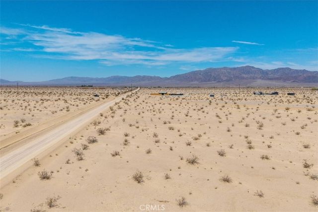 4461 Meriwether Road, 29 Palms, CA 92277