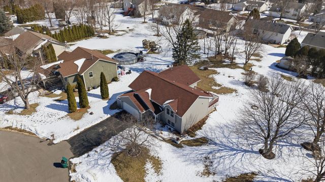 114 Galahad Court, Poplar Grove, IL 61065