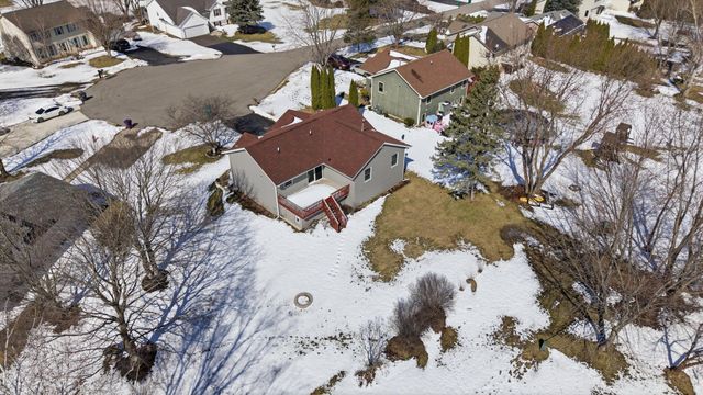 114 Galahad Court, Poplar Grove, IL 61065