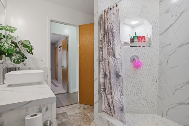 114 Galahad Court, Poplar Grove, IL 61065