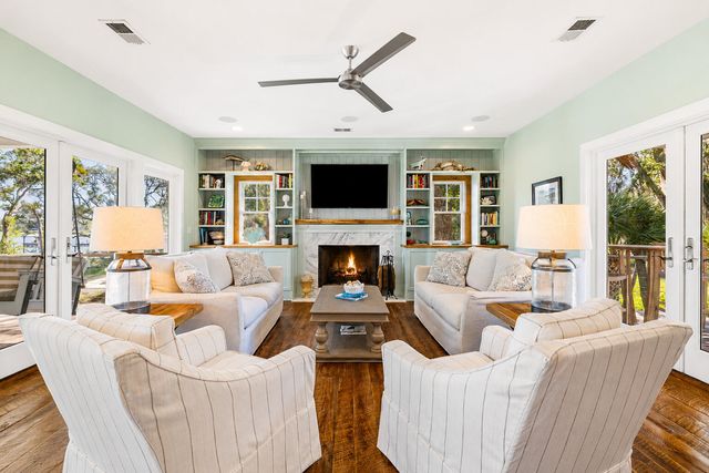 3019 Buccaneer Road, Isle Of Palms, SC 29451
