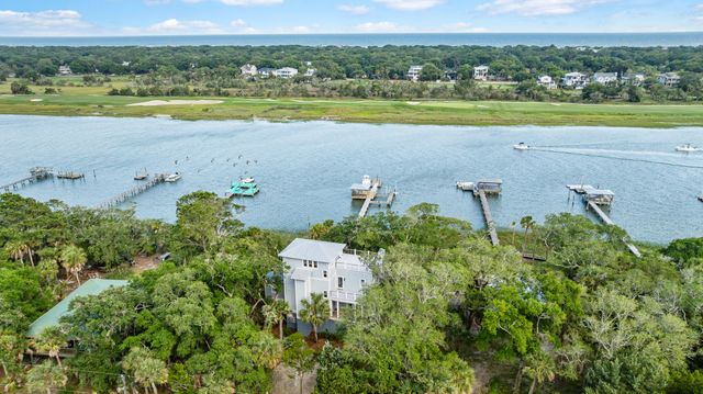 3019 Buccaneer Road, Isle Of Palms, SC 29451