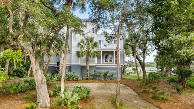 3019 Buccaneer Road, Isle Of Palms, SC 29451