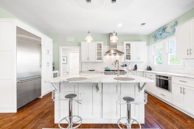 3019 Buccaneer Road, Isle Of Palms, SC 29451