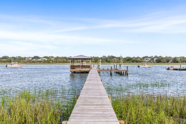 3019 Buccaneer Road, Isle Of Palms, SC 29451