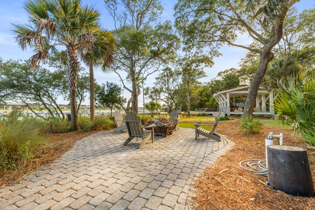 3019 Buccaneer Road, Isle Of Palms, SC 29451