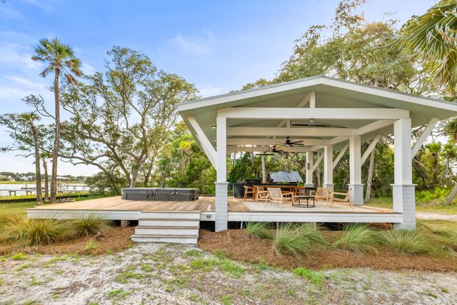 3019 Buccaneer Road, Isle Of Palms, SC 29451