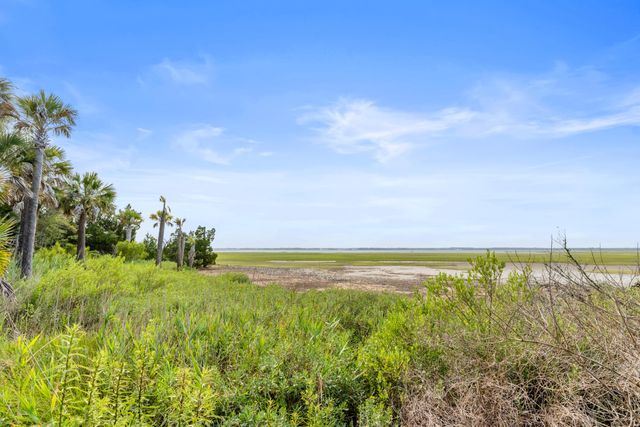 3019 Buccaneer Road, Isle Of Palms, SC 29451