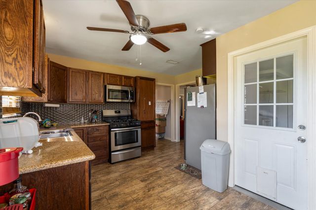 2423 Metz Street, Houston, TX 77034