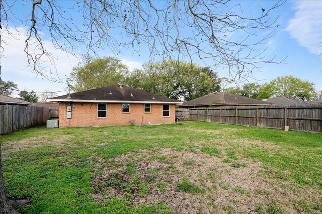 2423 Metz Street, Houston, TX 77034