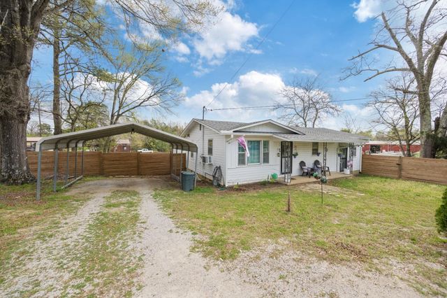 252 LUNA ST, Decaturville, TN 38329