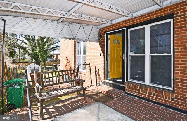 912 IRVINGTON ST, Oxon Hill, MD 20745