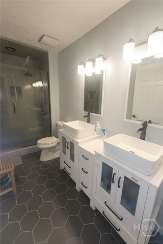 16 Old Martin Lane, Richmond Hill, GA 31324