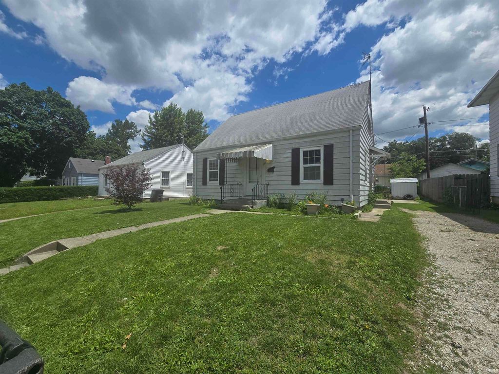 2119 Cozy Court, Fort Wayne, IN 46802