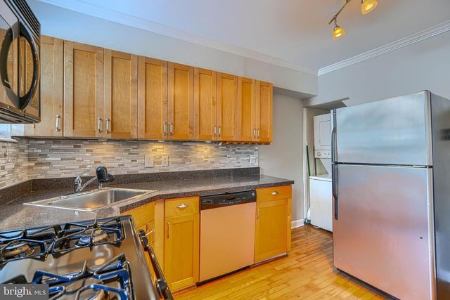 906 S BELNORD AVE, Baltimore, MD 21224