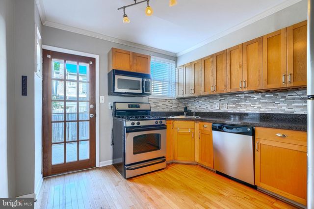 906 S BELNORD AVE, Baltimore, MD 21224