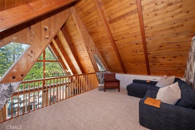 349 Castle Gate, Lake Arrowhead, CA 92352