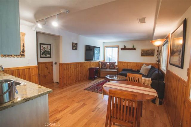 349 Castle Gate, Lake Arrowhead, CA 92352